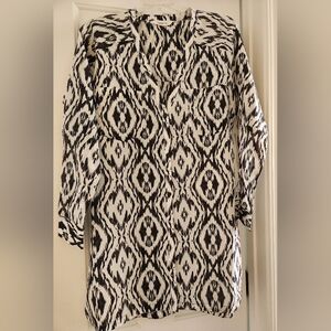 Athleta Kaftan black white ikat long sleeve button down